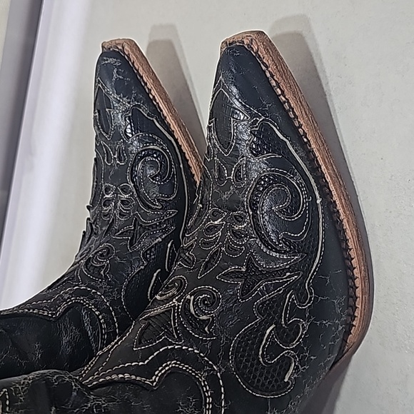 CORRAL C2108 black distressed snip toe cowgirl boots exotic lizard inlay sz 7.5 - Picture 2 of 7